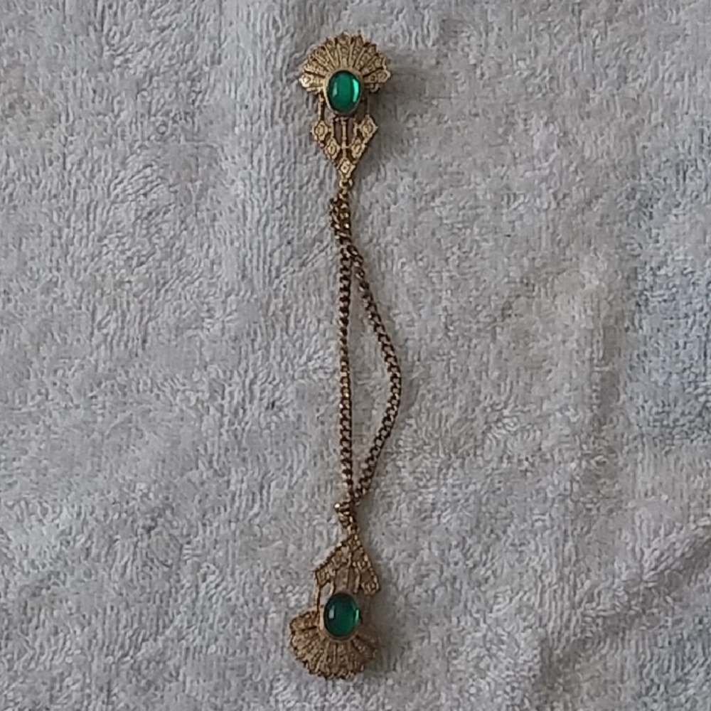 Not Rated Gold and Green Brooch Chain